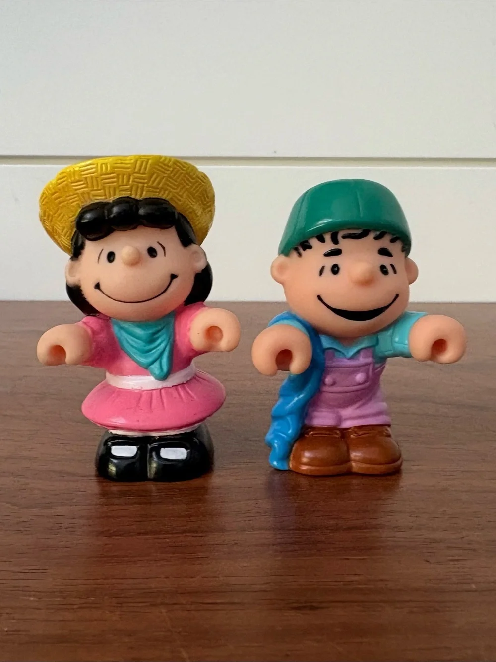 Vintage 1989 McDonald's Happy Meal Peanuts Lucy And Linus Figures Toys Set Pair